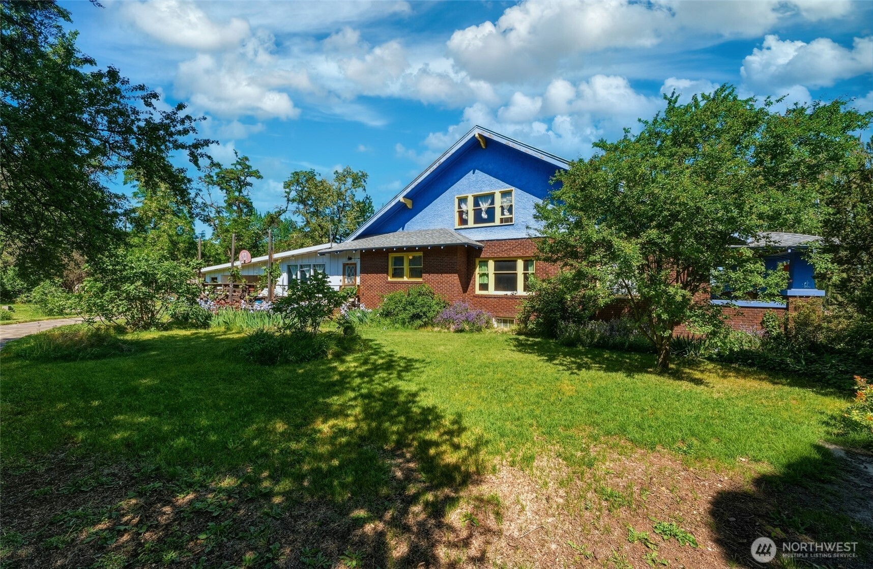 622 S Main Street , Milton-Freewater, OR 97862