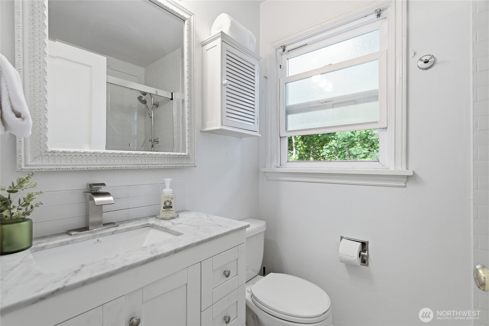 3444 34th Avenue W, Seattle, WA 98199-1608