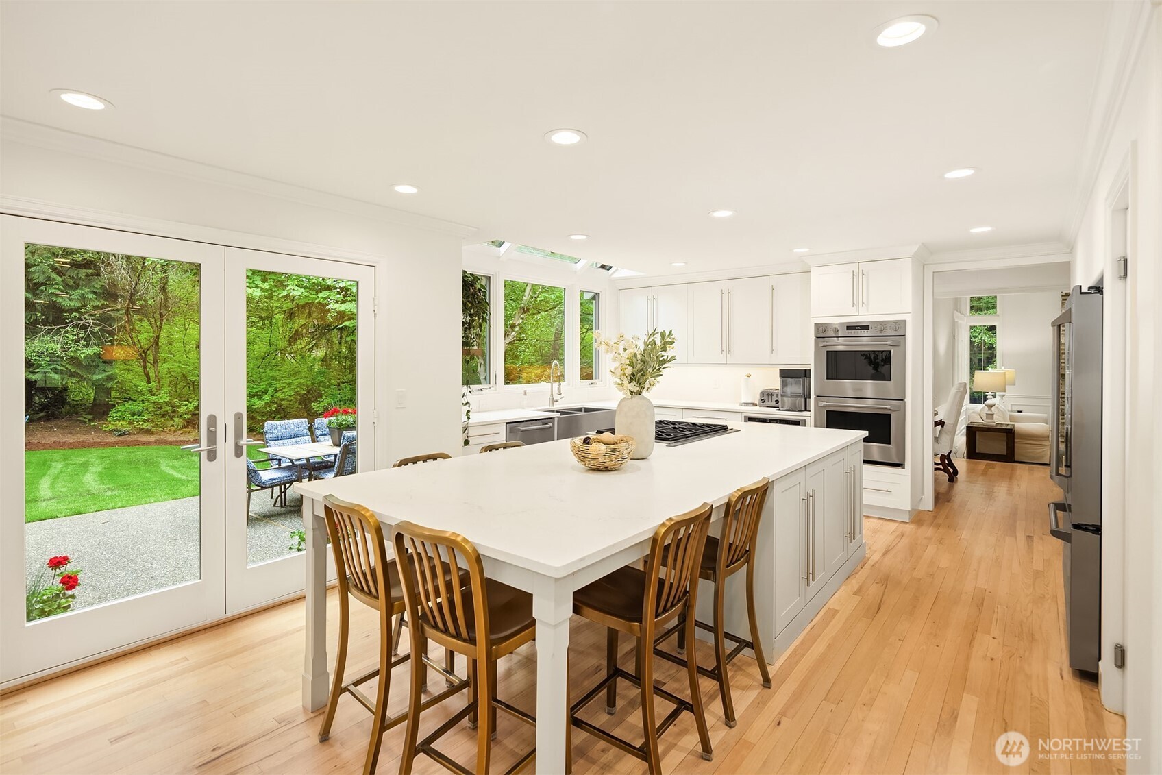 14214 216th Avenue NE, Woodinville, WA 98077