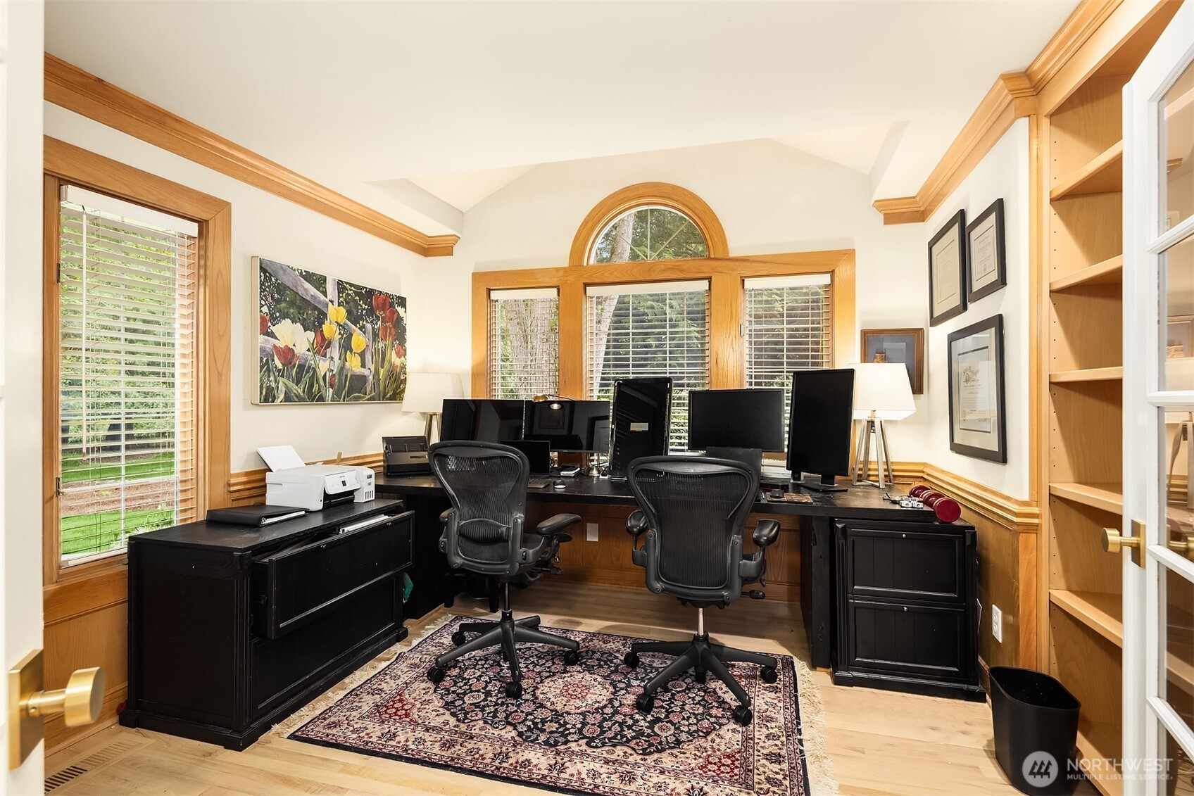 14214 216th Avenue NE, Woodinville, WA 98077