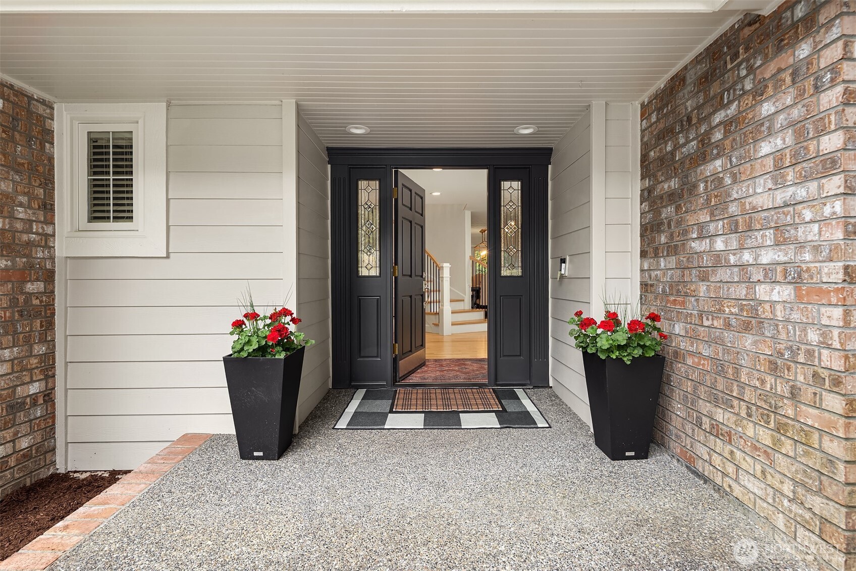 14214 216th Avenue NE, Woodinville, WA 98077