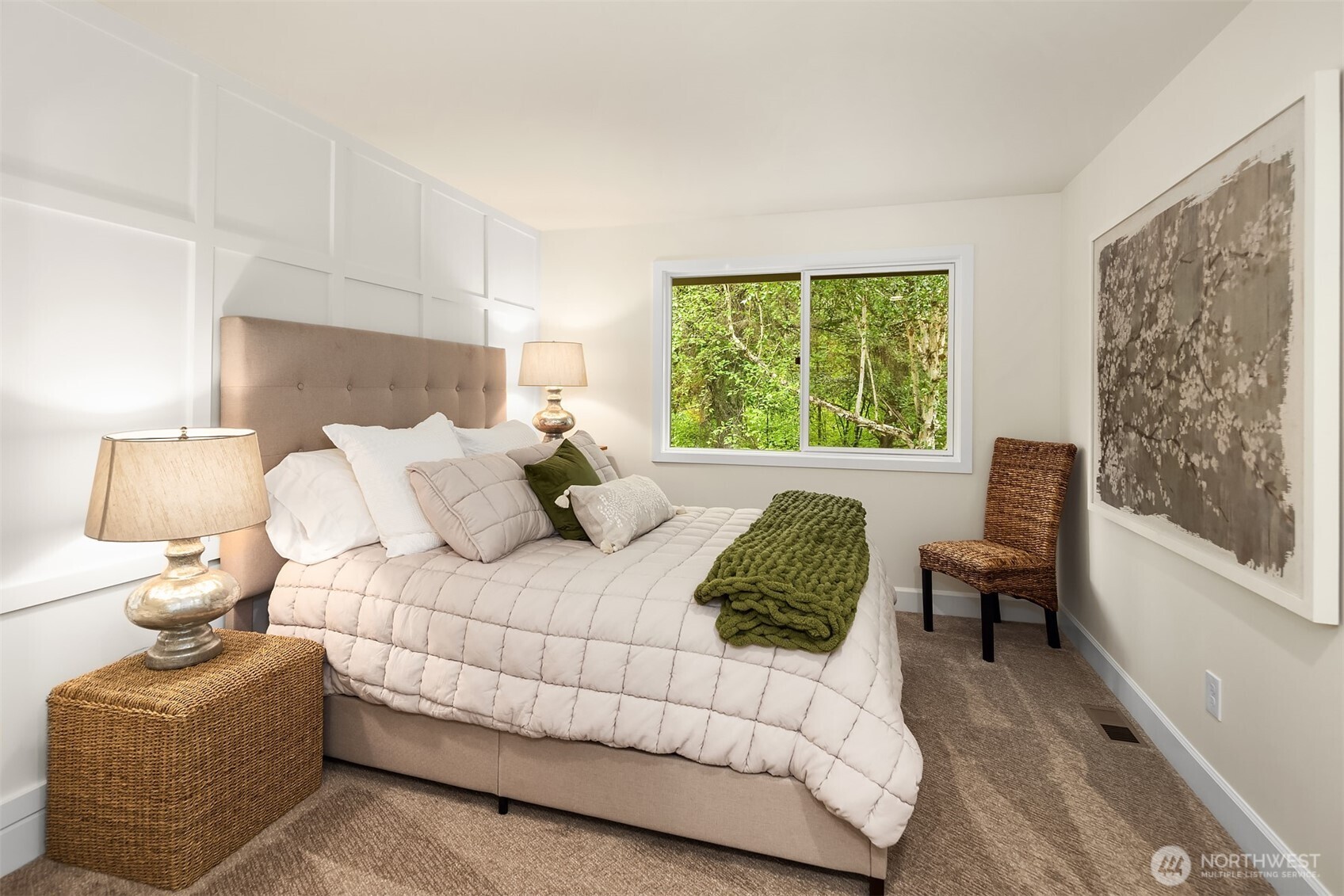 14214 216th Avenue NE, Woodinville, WA 98077
