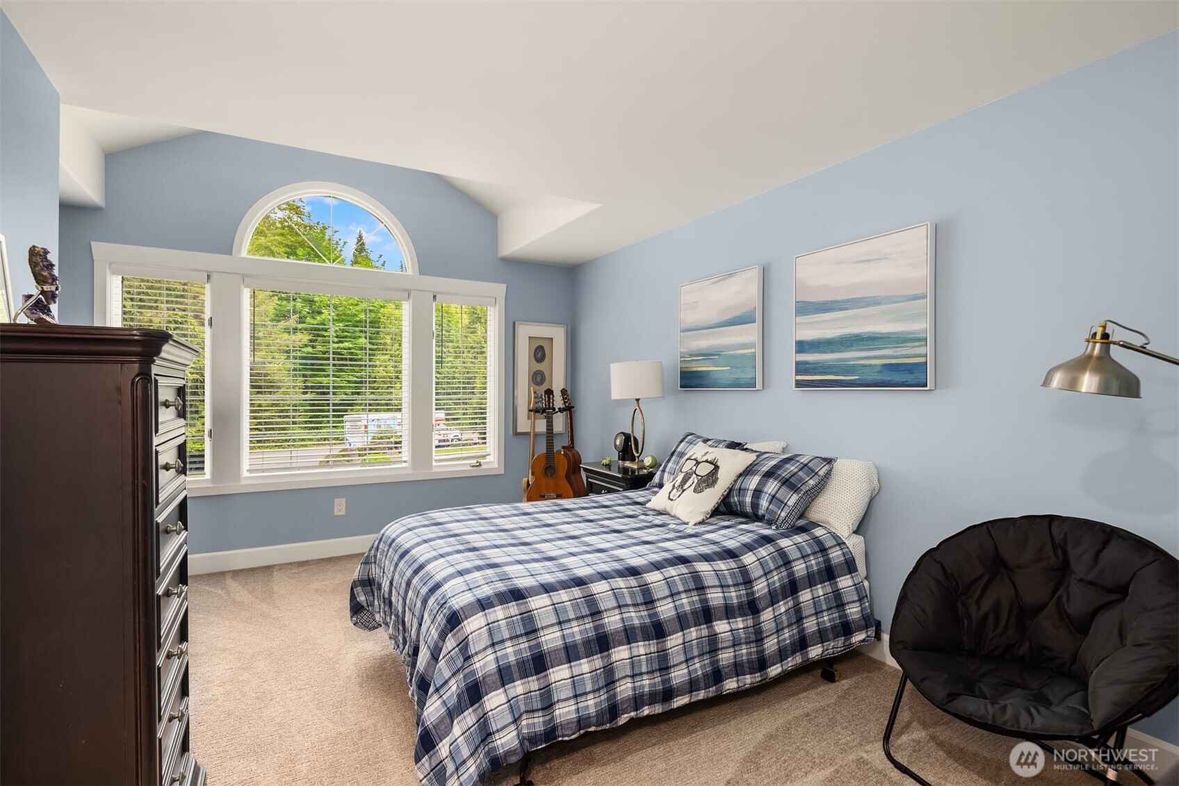 14214 216th Avenue NE, Woodinville, WA 98077