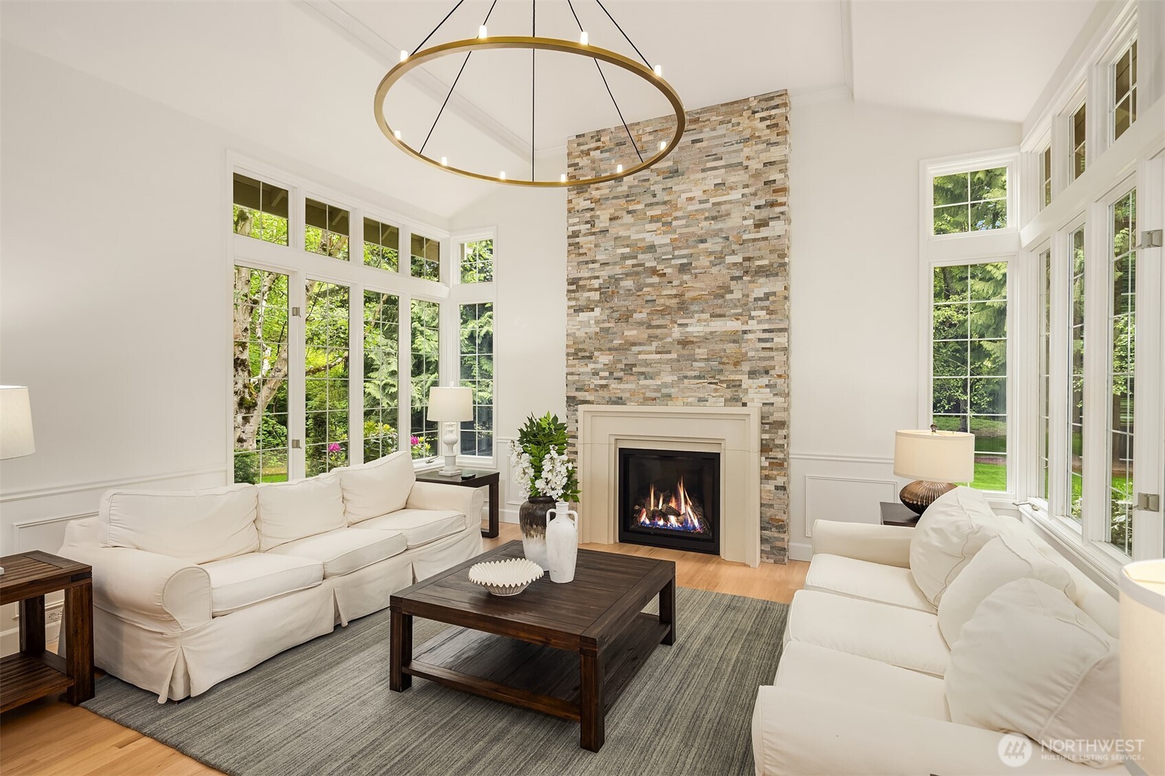 14214 216th Avenue NE, Woodinville, WA 98077