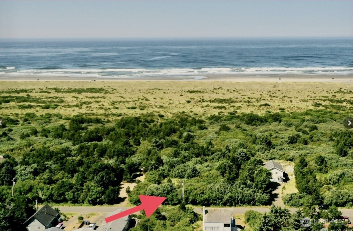 525 Sand Dune Avenue SW, Ocean Shores, WA 98569