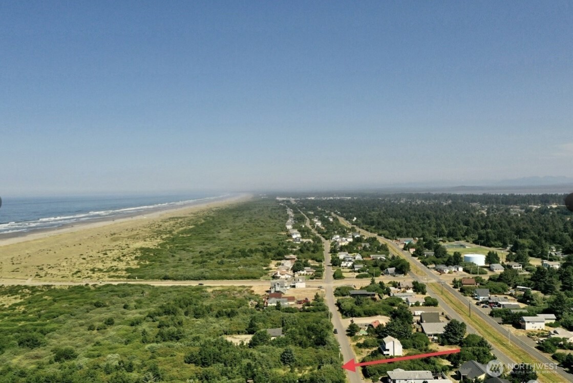 525 Sand Dune Avenue SW, Ocean Shores, WA 98569