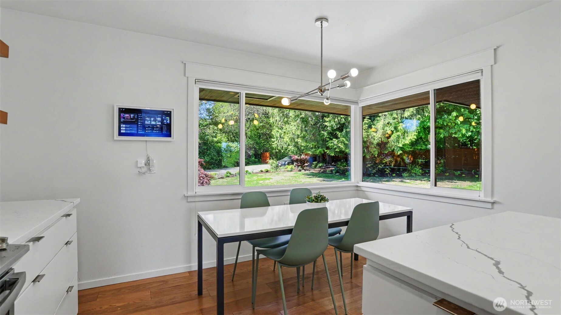 22010 34th Avenue S, SeaTac, WA 98198