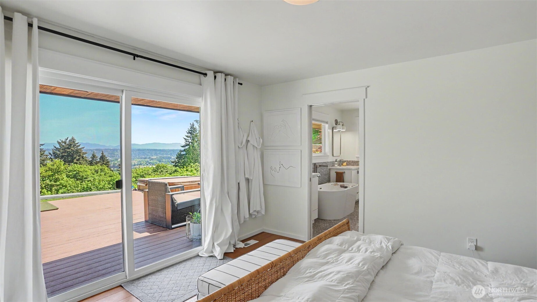 22010 34th Avenue S, SeaTac, WA 98198