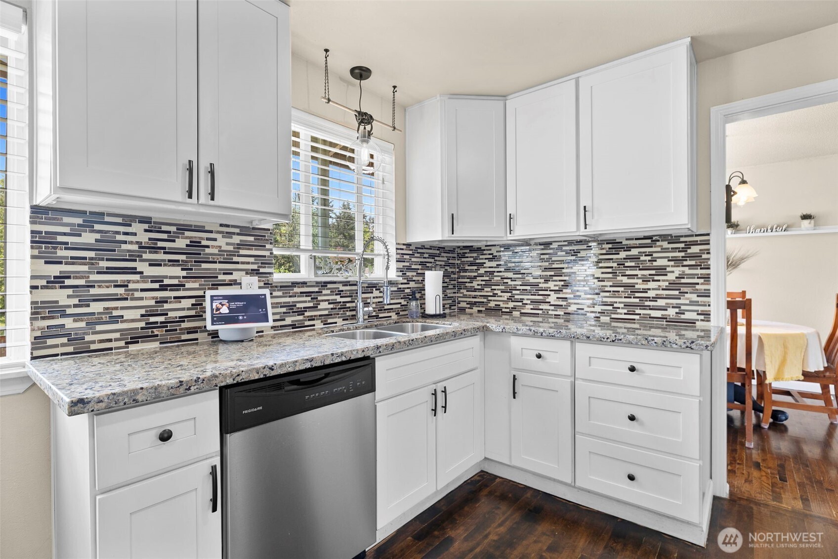 11410 94th Avenue E, Puyallup, WA 98373