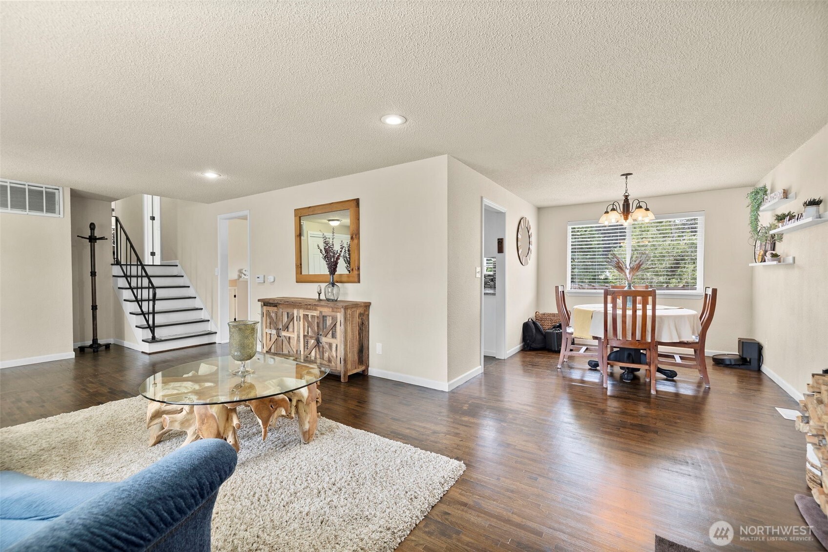 11410 94th Avenue E, Puyallup, WA 98373