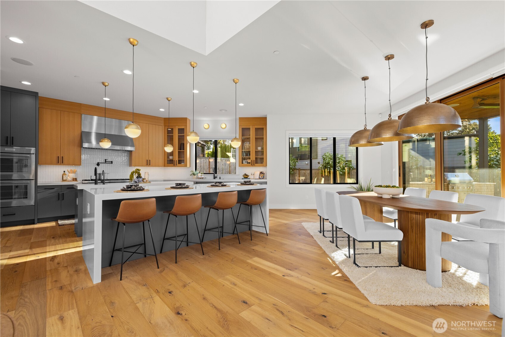 5225 114th Ave NE , Kirkland, WA 98033