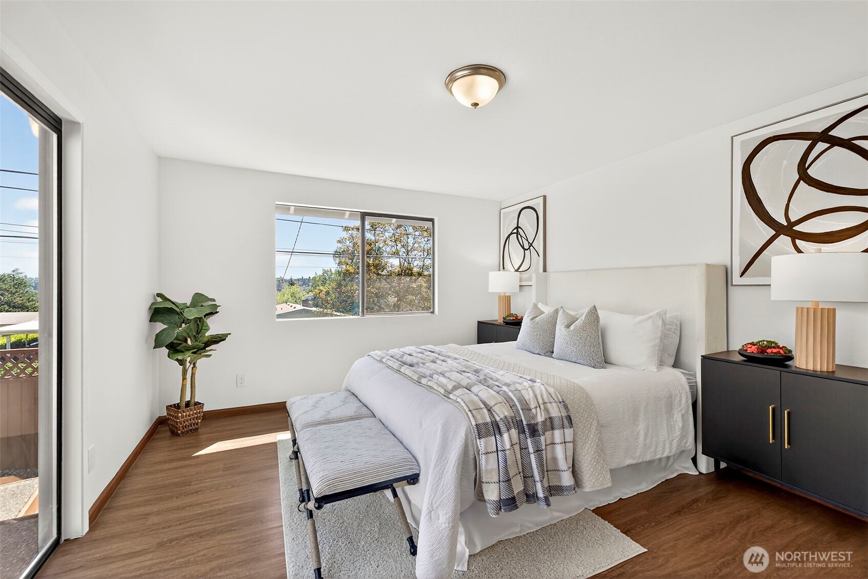 3415 24th Avenue W, Seattle, WA 98199