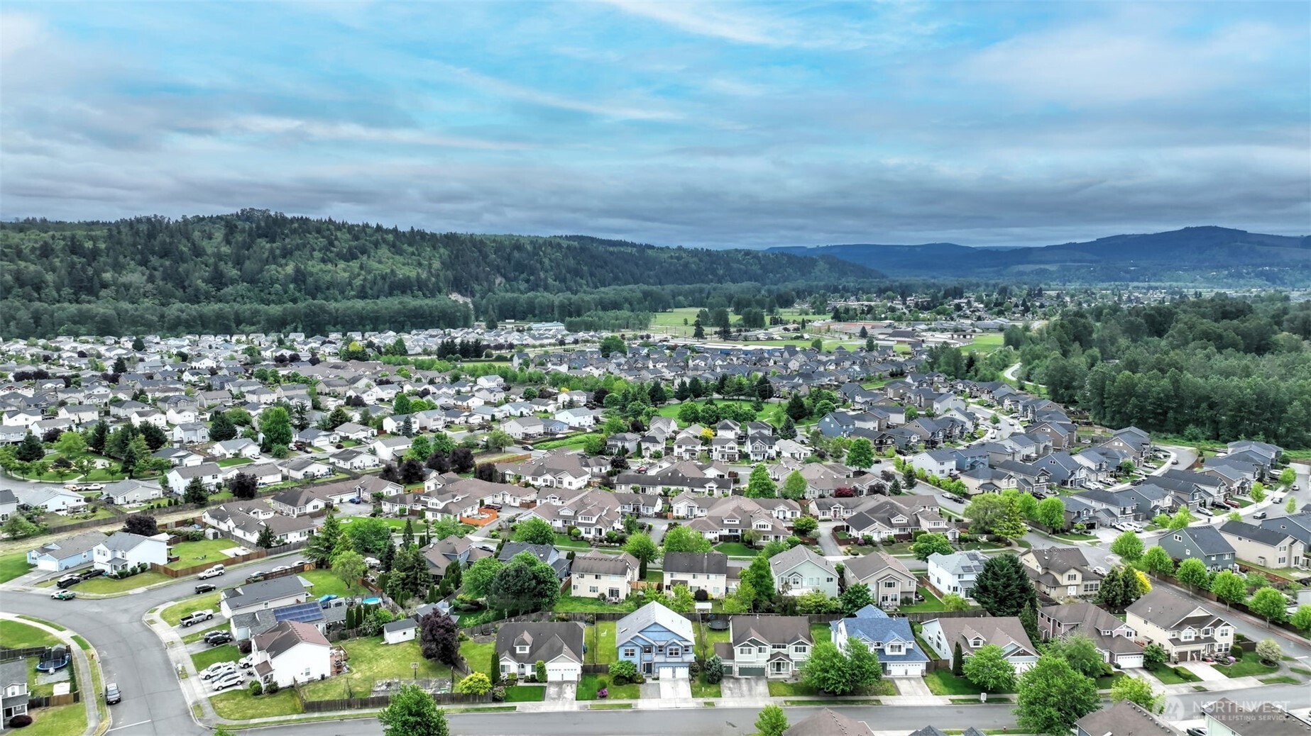 811 Williams Street NW, Orting, WA 98360