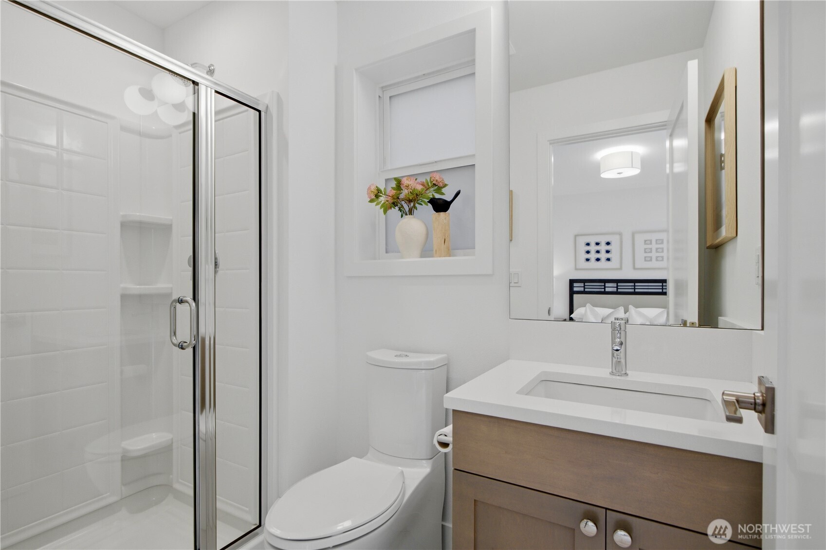732 4th Court S #A, Kirkland, WA 98033