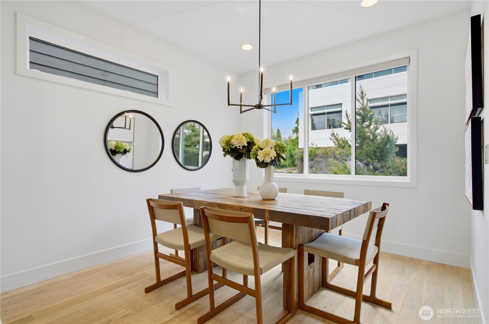 732 4th Court S #A, Kirkland, WA 98033