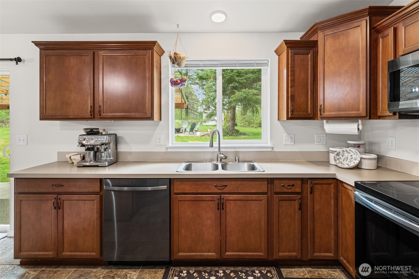 14727 SE 119th Way , Yelm, WA 98597-8403