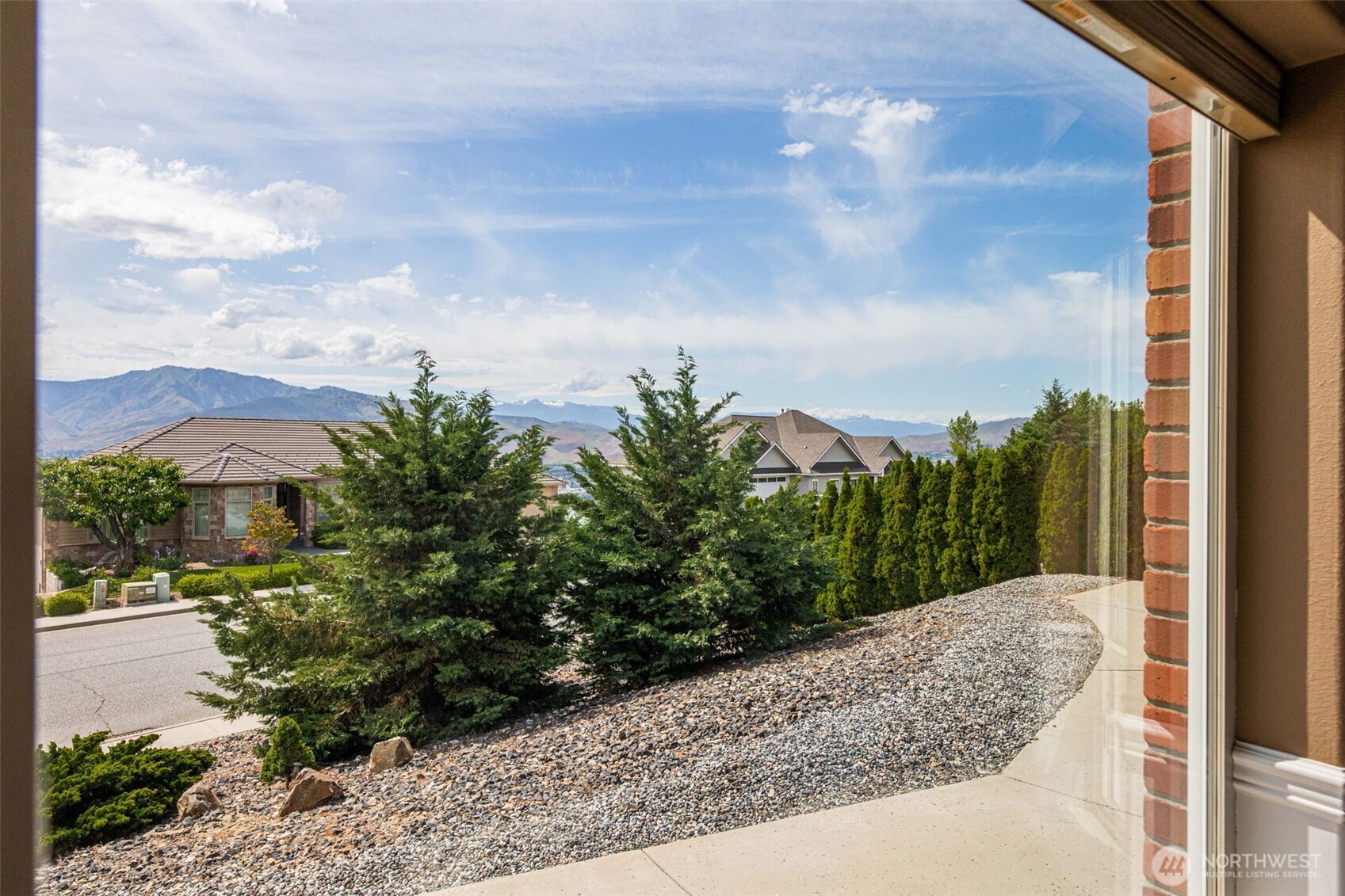 2330 Fancher Heights Boulevard , East Wenatchee, WA 98802