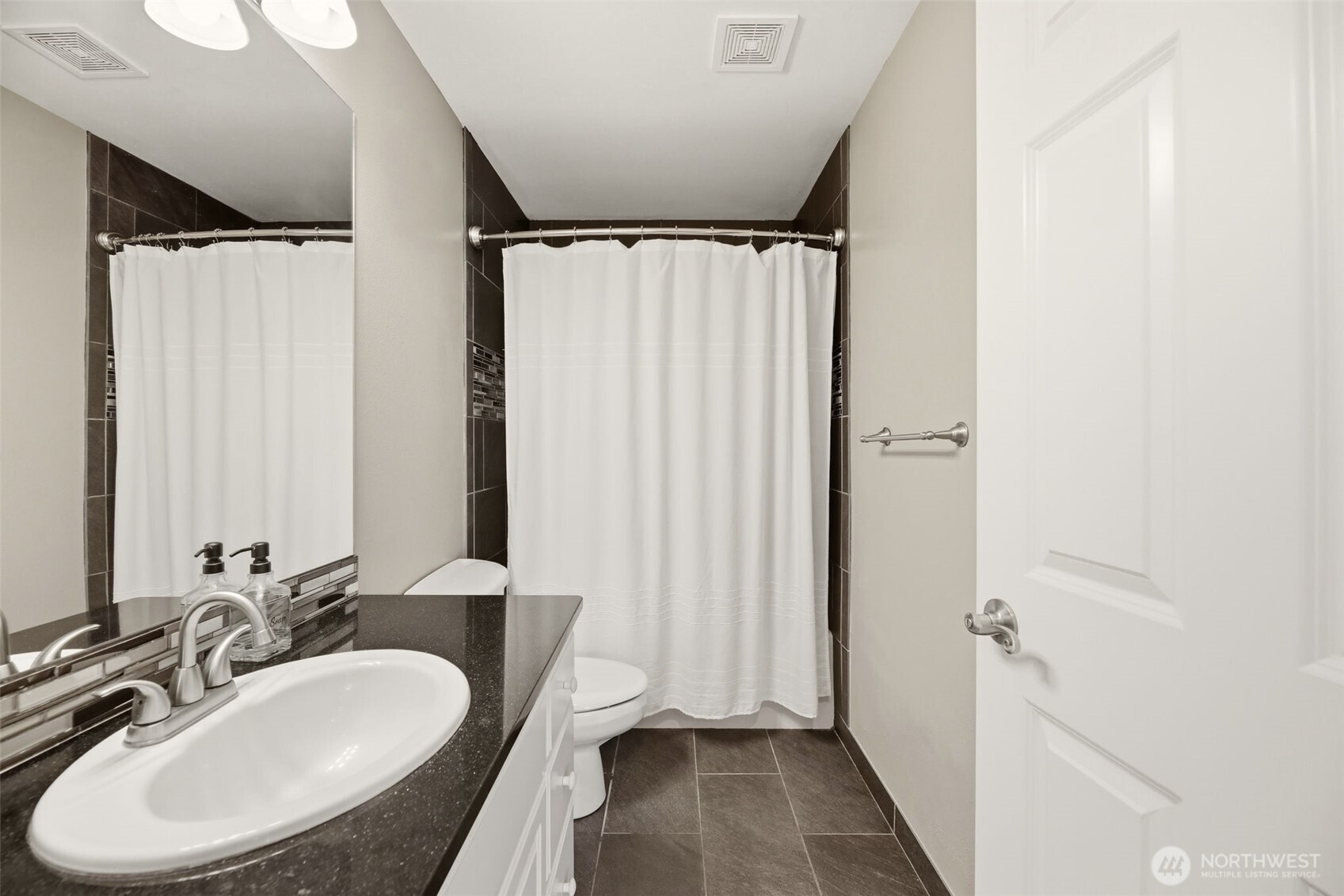 2330 Fancher Heights Boulevard , East Wenatchee, WA 98802