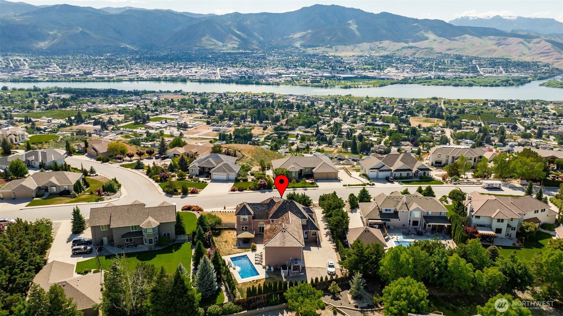 2330 Fancher Heights Boulevard , East Wenatchee, WA 98802
