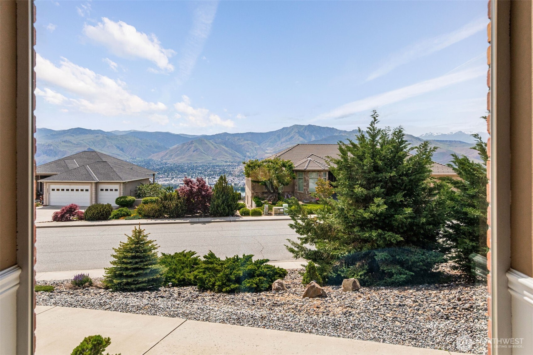 2330 Fancher Heights Boulevard , East Wenatchee, WA 98802
