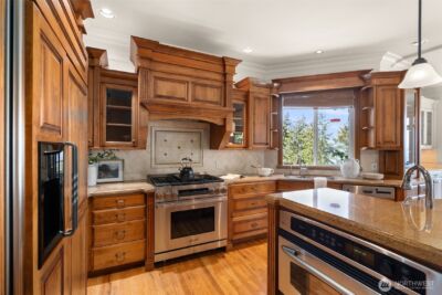 15889 25th Avenue SW, Burien, WA 98166-2605 - Photo 14