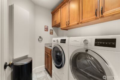 15889 25th Avenue SW, Burien, WA 98166-2605 - Photo 19