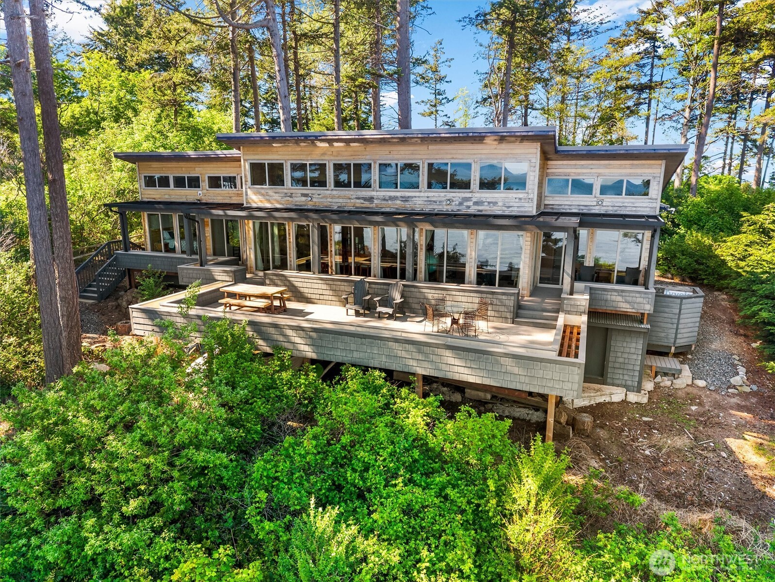 12 Eliza Island , Bellingham, WA 98226