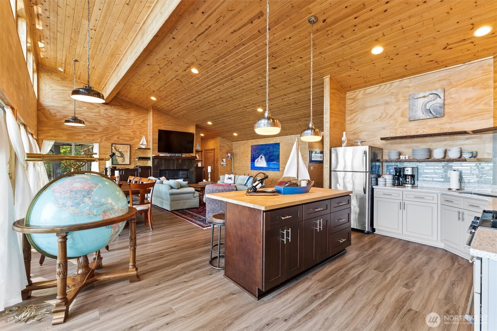 12 Eliza Island , Bellingham, WA 98226