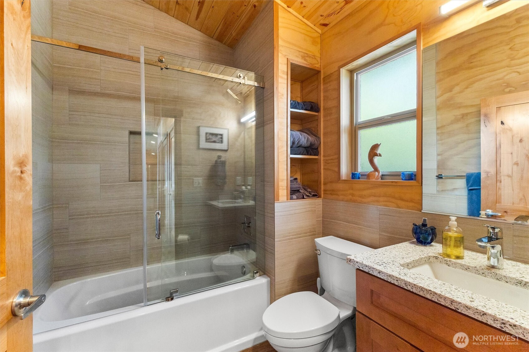 12 Eliza Island , Bellingham, WA 98226