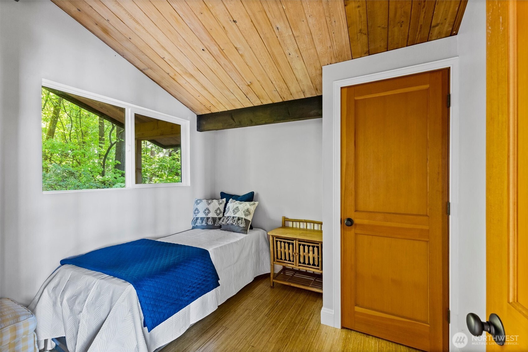48 Eliza Island , Bellingham, WA 98226