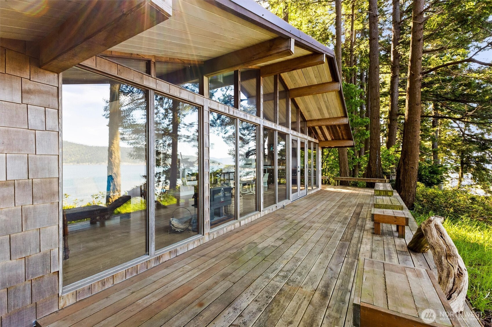 48 Eliza Island , Bellingham, WA 98226