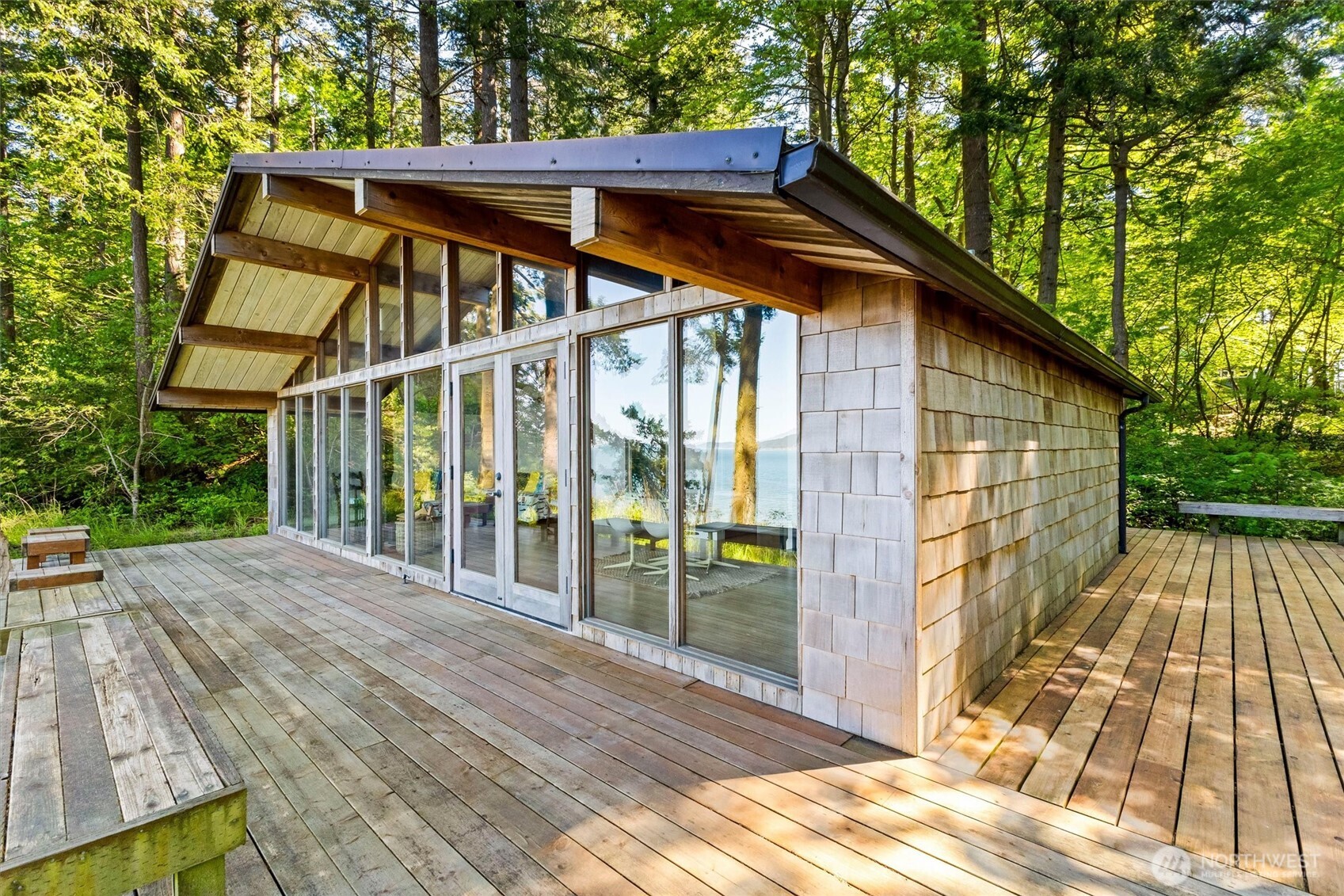 48 Eliza Island , Bellingham, WA 98226