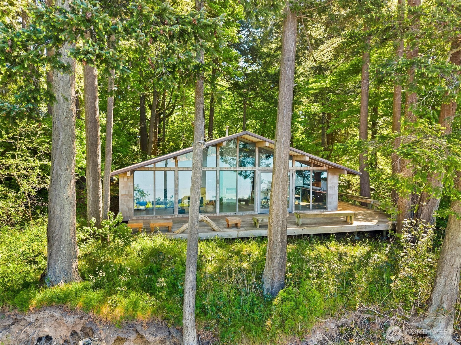 48 Eliza Island , Bellingham, WA 98226