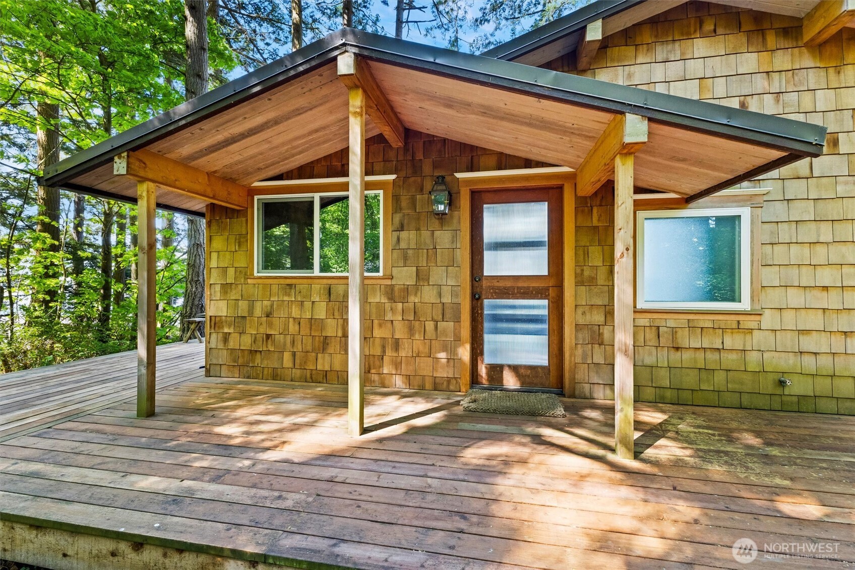 48 Eliza Island , Bellingham, WA 98226