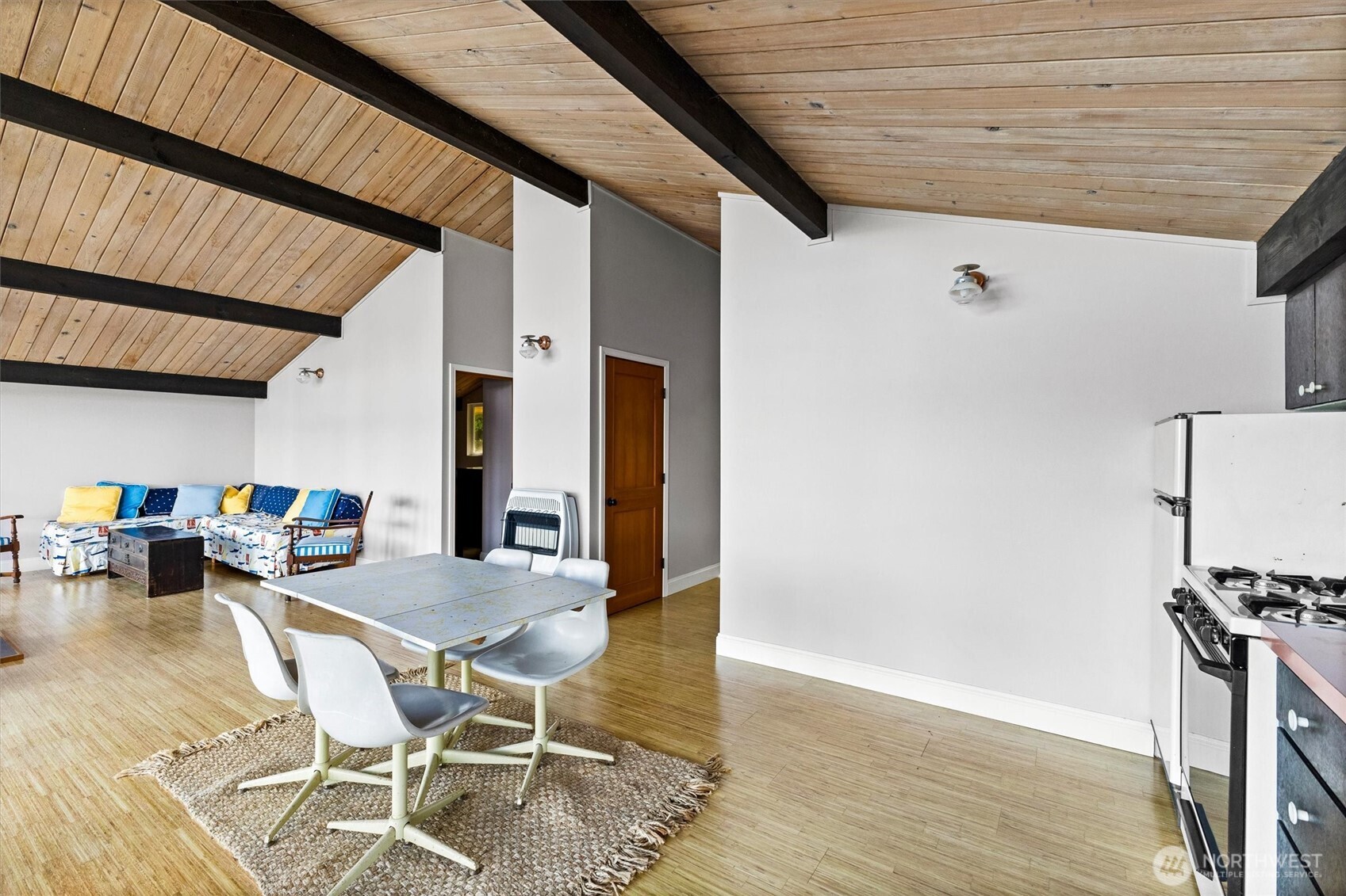 48 Eliza Island , Bellingham, WA 98226