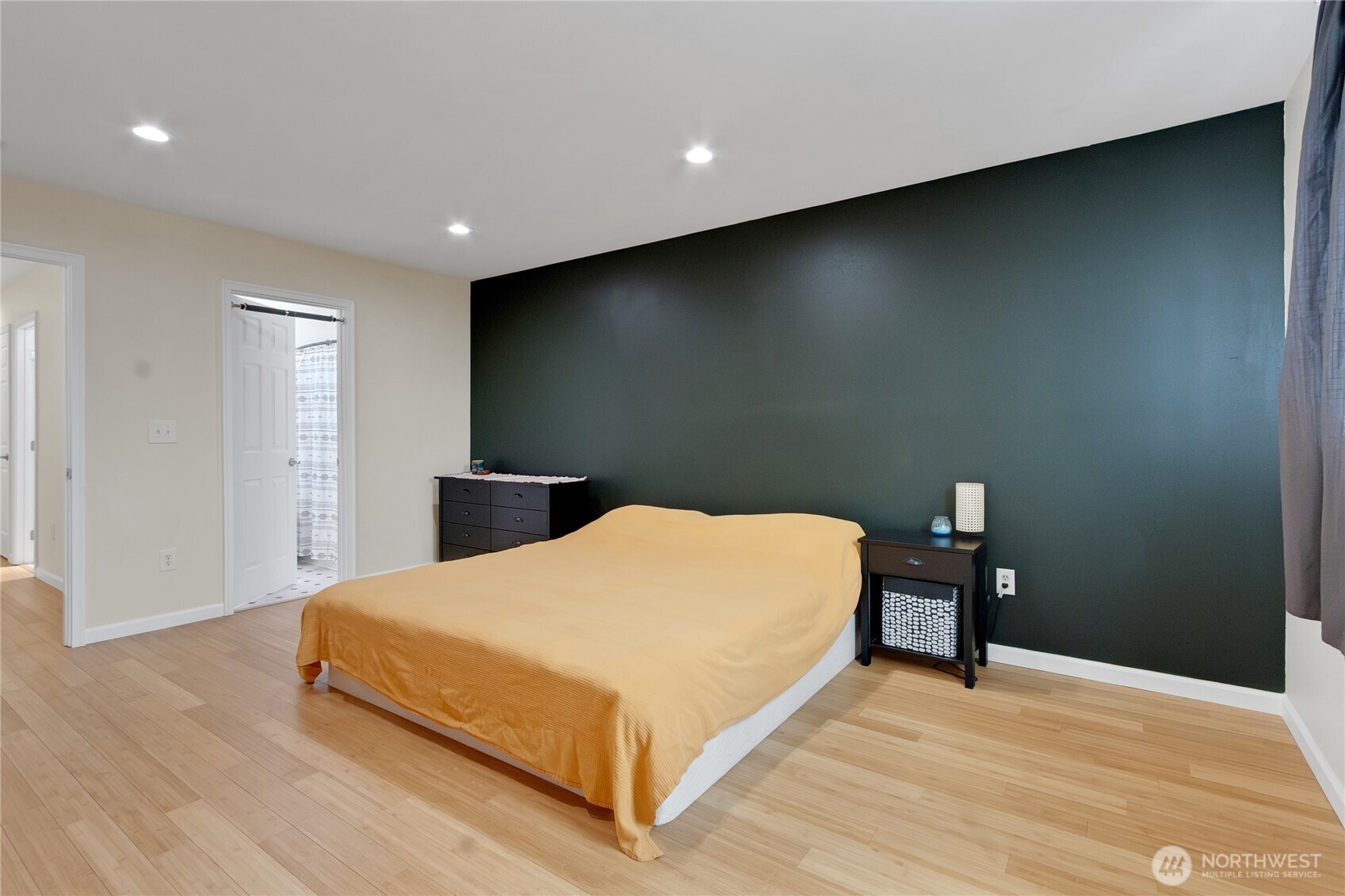 1912 Martin Luther King Jr Way , Tacoma, WA 98405