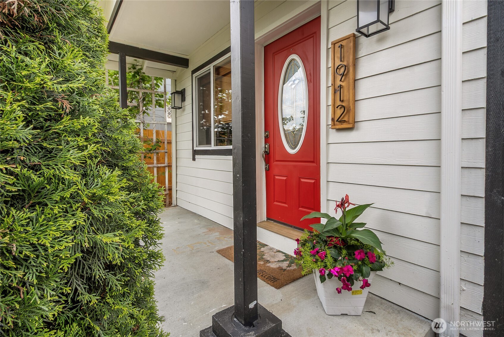 1912 Martin Luther King Jr Way , Tacoma, WA 98405