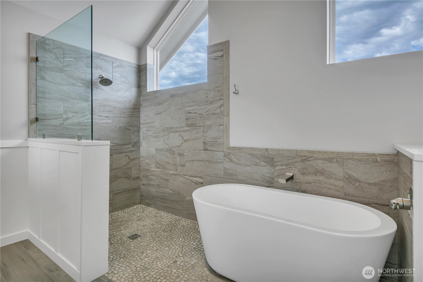 2653 NE Fern Glen Road , Poulsbo, WA 98370