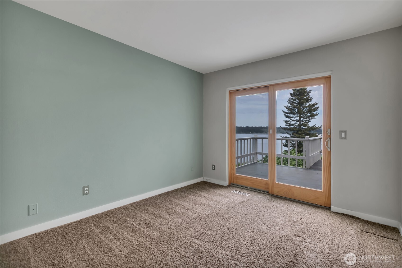 2653 NE Fern Glen Road , Poulsbo, WA 98370