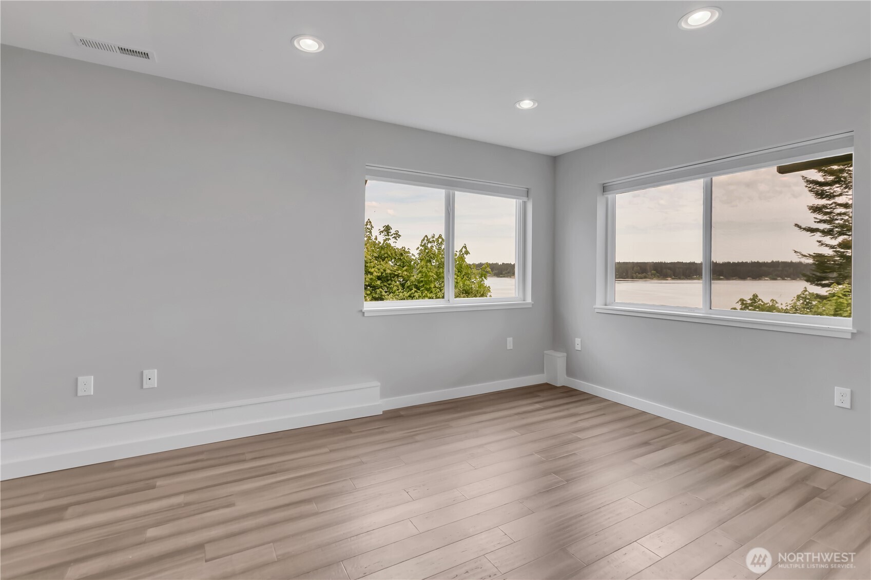 2653 NE Fern Glen Road , Poulsbo, WA 98370