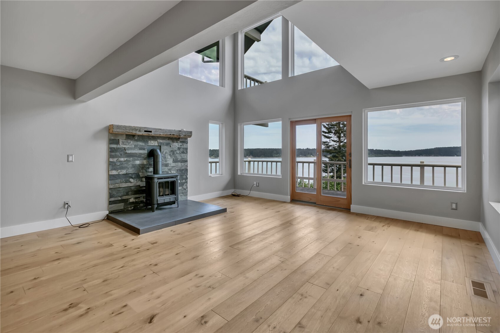 2653 NE Fern Glen Road , Poulsbo, WA 98370