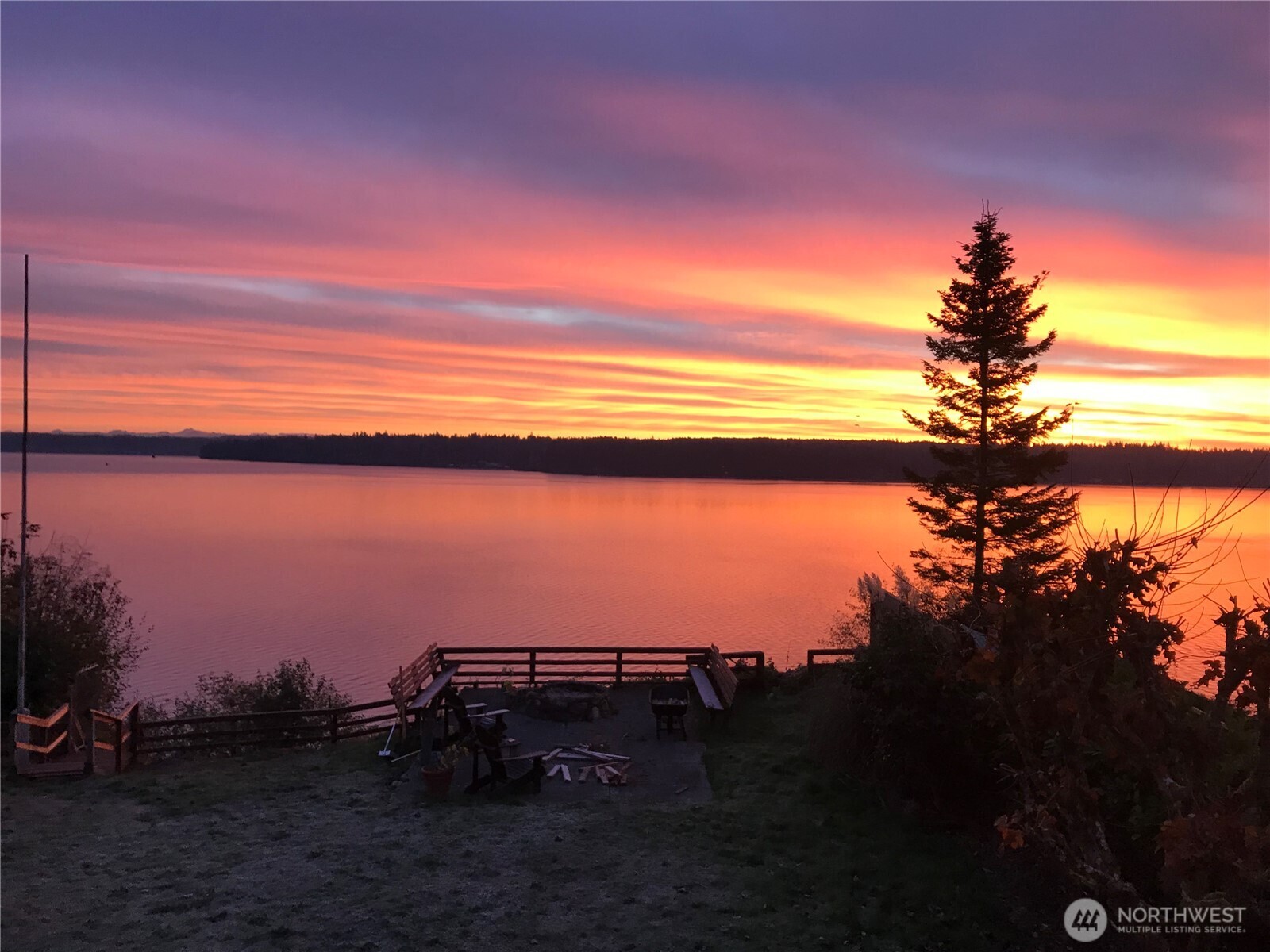 2653 NE Fern Glen Road , Poulsbo, WA 98370