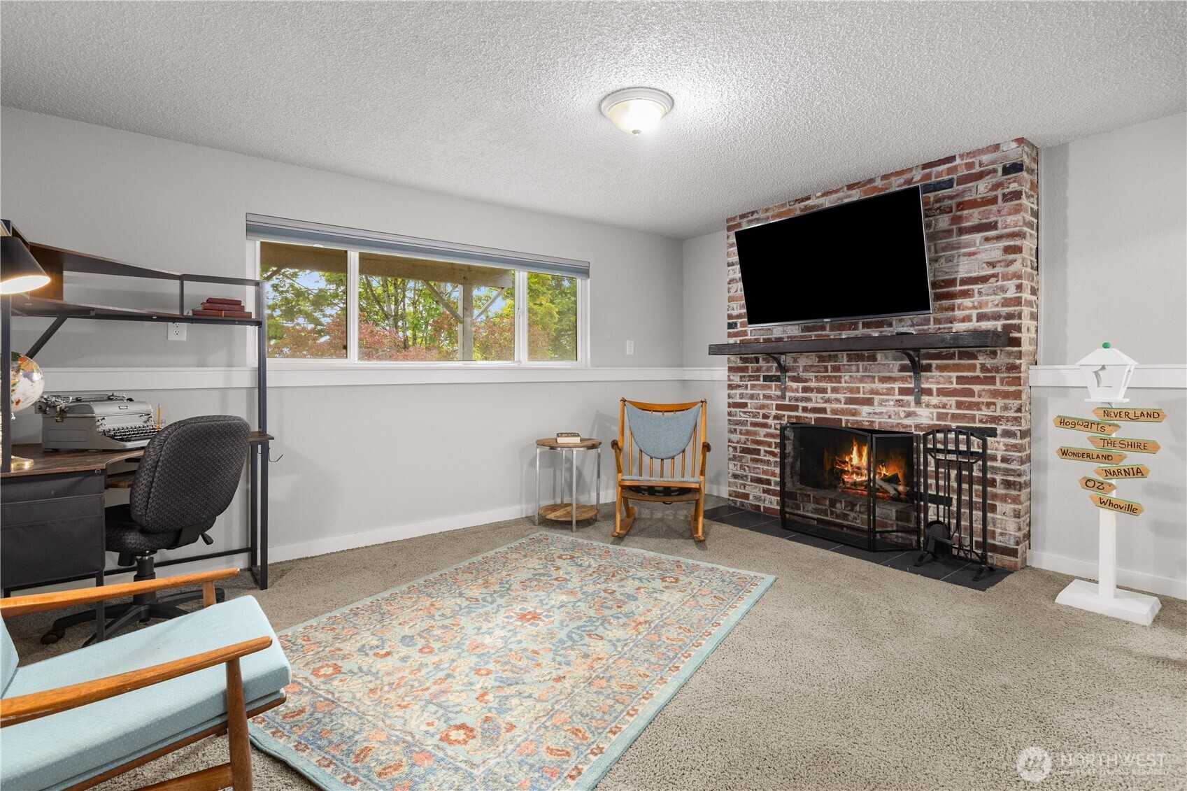 4829 S 166th St , SeaTac, WA 98188