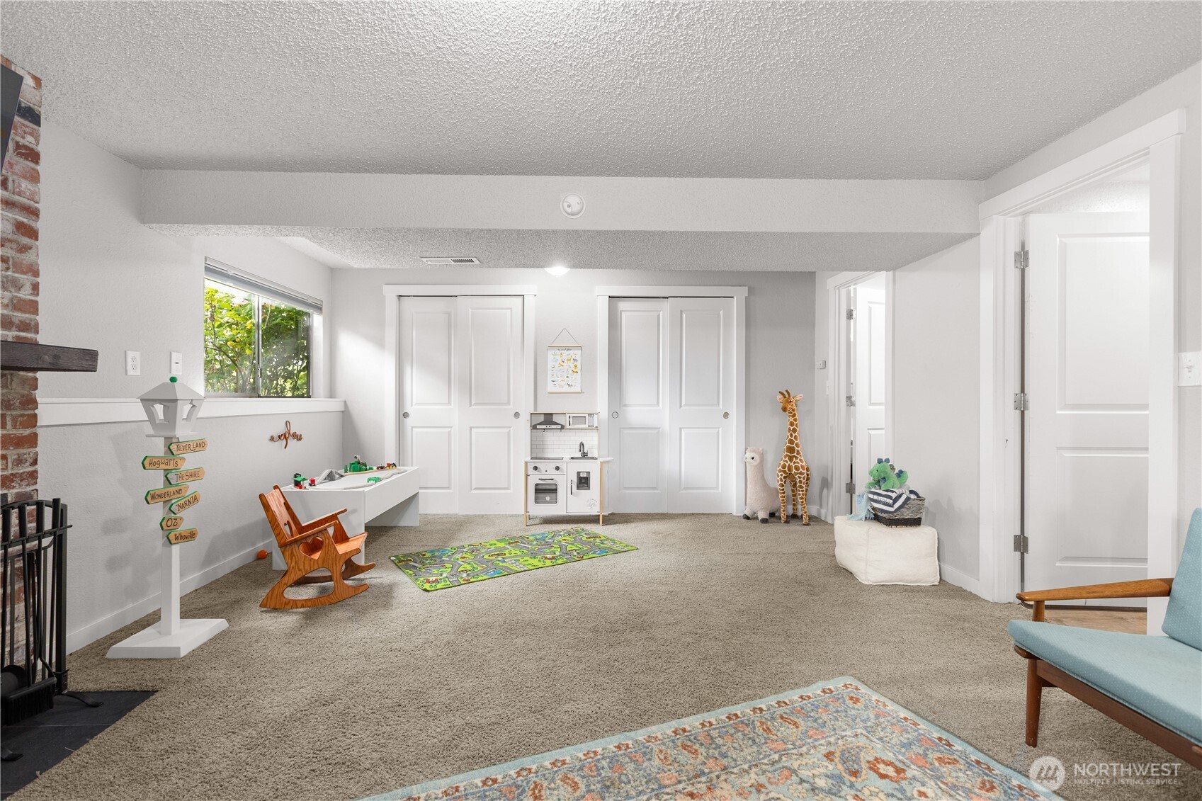 4829 S 166th St , SeaTac, WA 98188