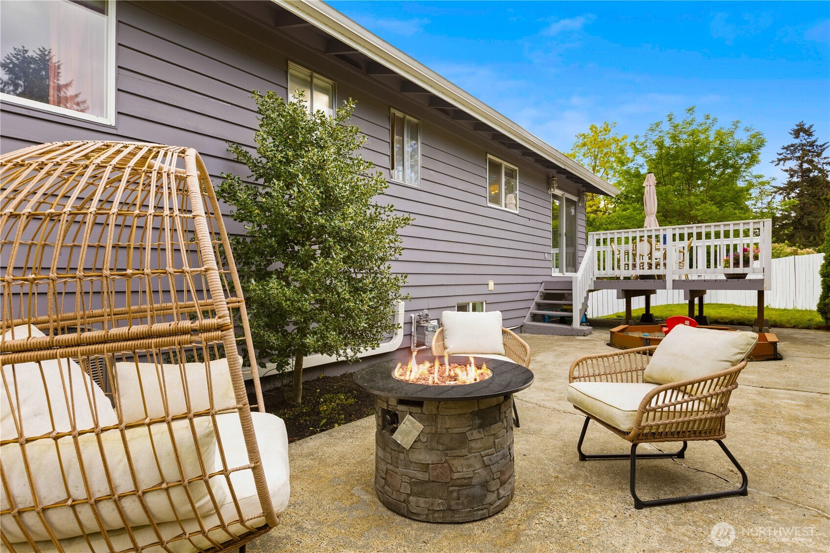4829 S 166th St , SeaTac, WA 98188