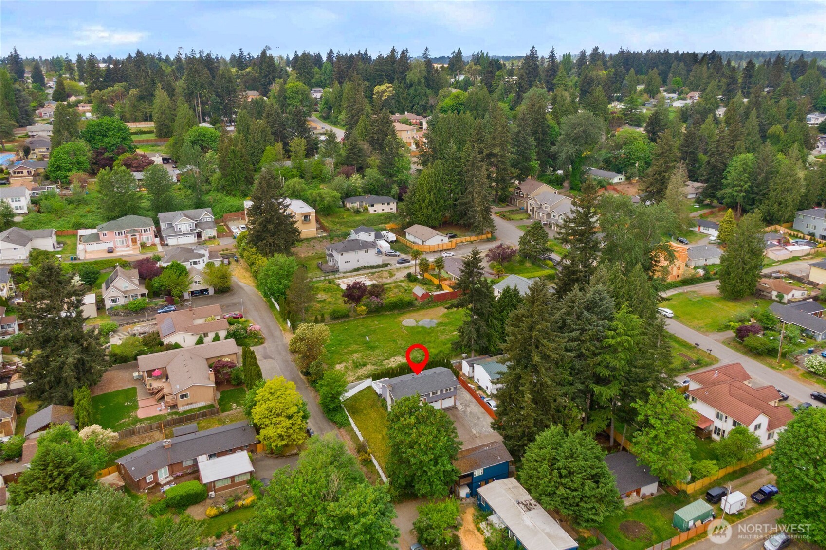 4829 S 166th St , SeaTac, WA 98188