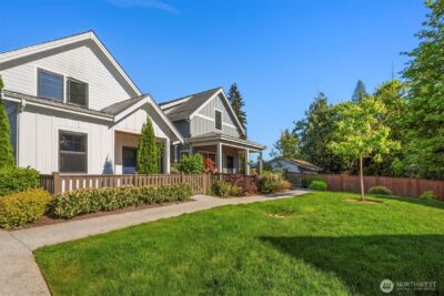22755 SE 14th Court , Sammamish, WA 98075