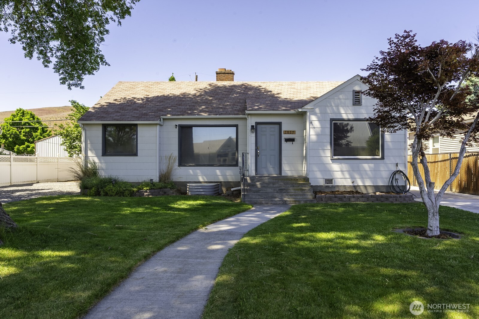 1017 SW C Street , Ephrata, WA 98823