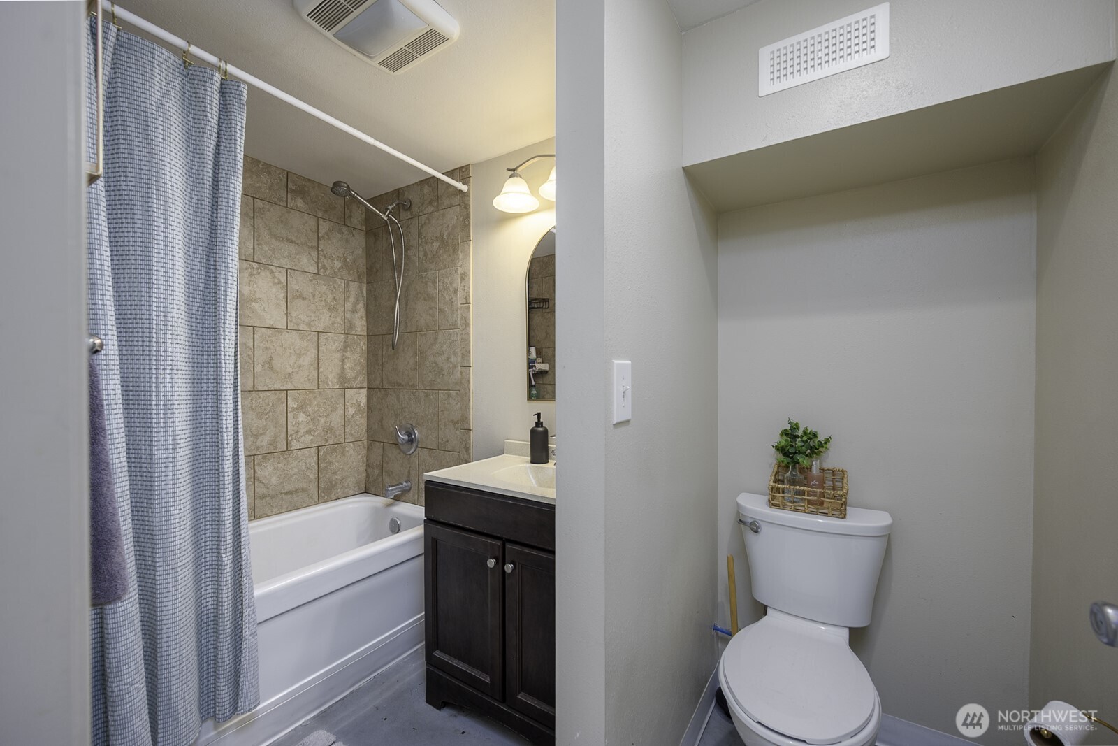 1017 SW C Street , Ephrata, WA 98823