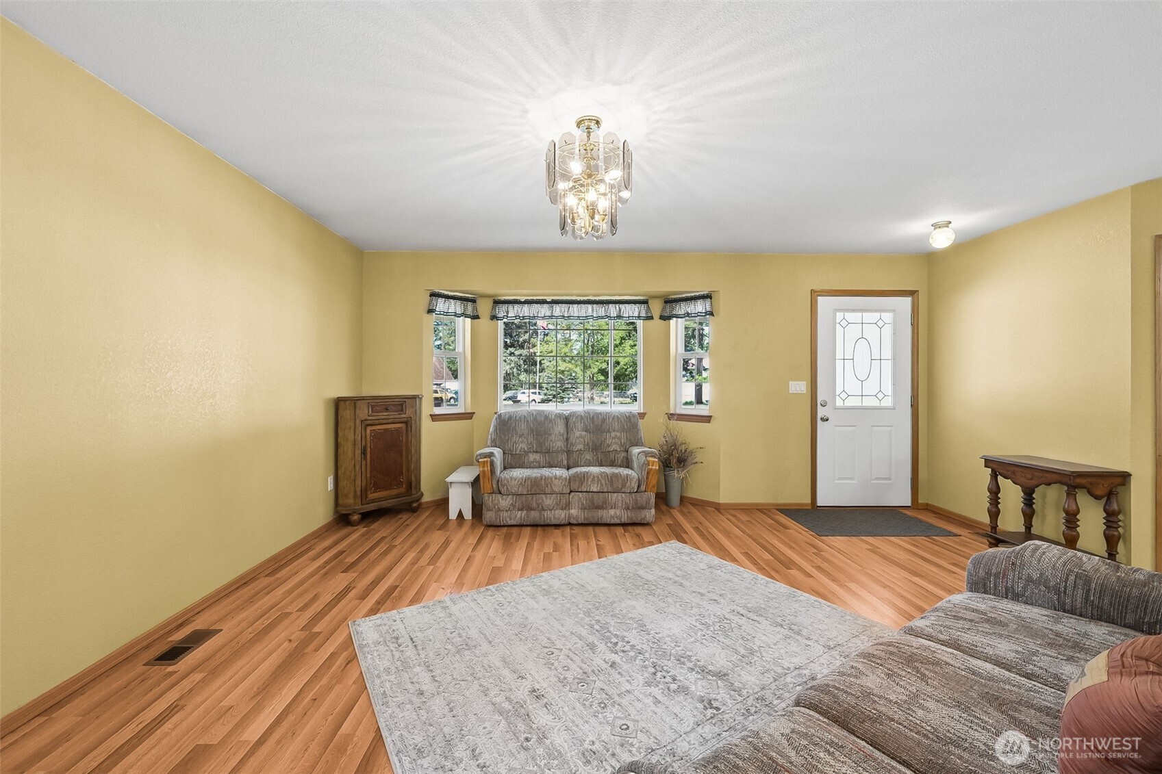 17221 31st Avenue Ct E, Tacoma, WA 98446-1394